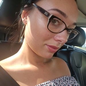 Meet your Posher, Chasity